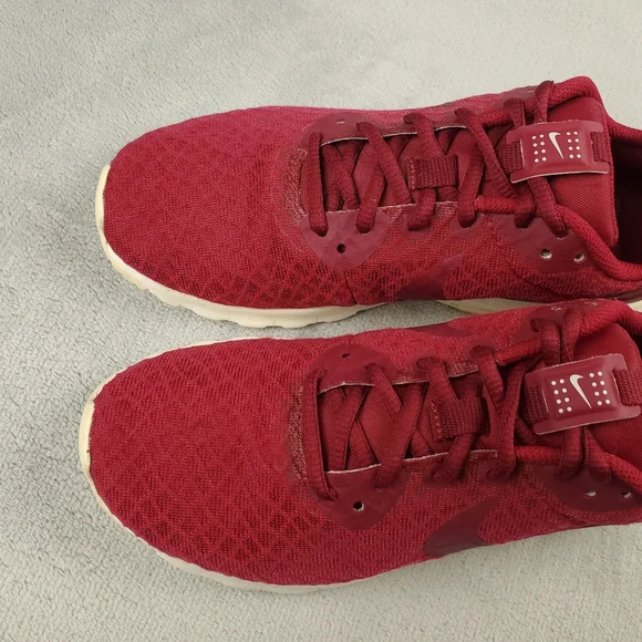Nike Air Max Motion Womens 8 Gym Shoes Athletic Sneakers Burgundy Red 844895-660 - Picture 8 of 13